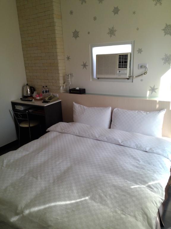 Tilon Hotel Pingtung Chambre photo